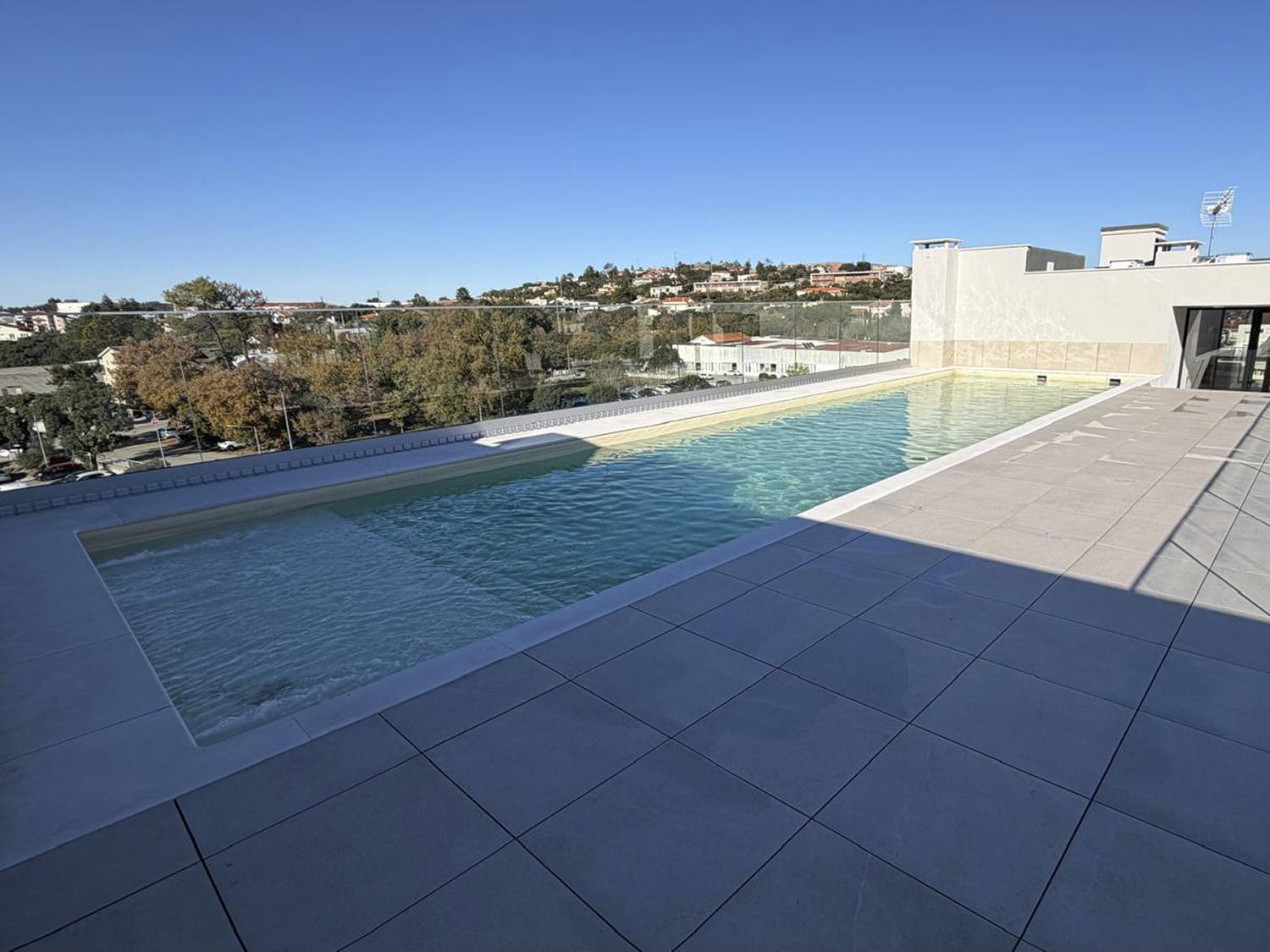 Apartamento T2 Novo · Rotunda Norte