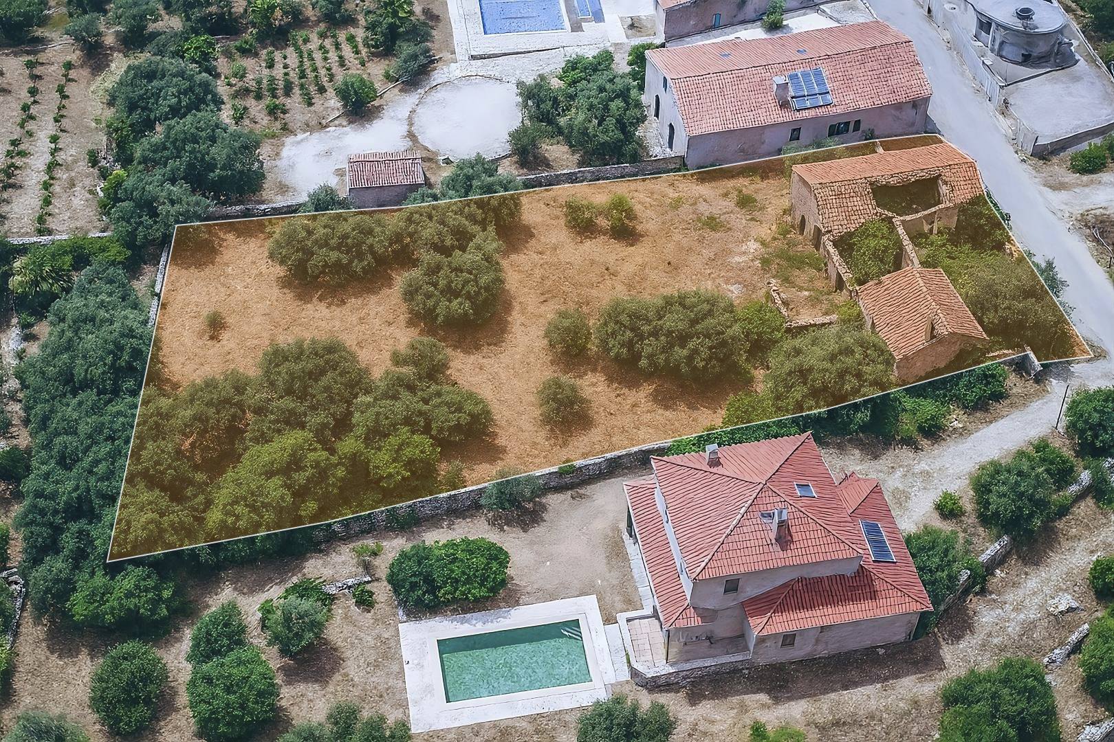 Terreno Urbano 2 Artigos - Vale da Perra (Fátima/Ourém)